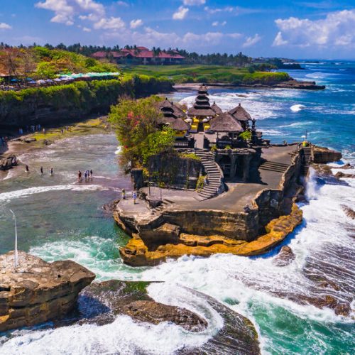 tanahlot-600x562